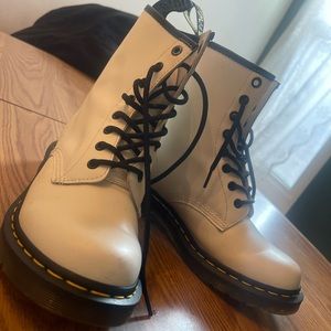 Women’s size 8 Doc Martins